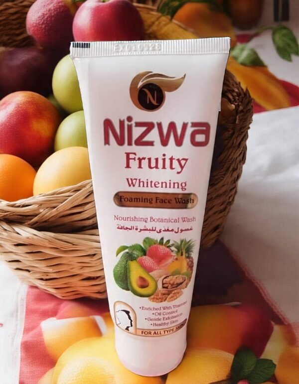 NIZWA Fruity Whitening Foaming Face Wash Nourishing Botanical Wash Enriched With Vitamins Oil Control Healthy Skin