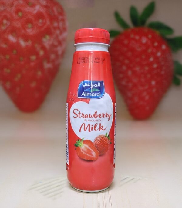 Almarai Strawberry Flavoured Milk small 225ml